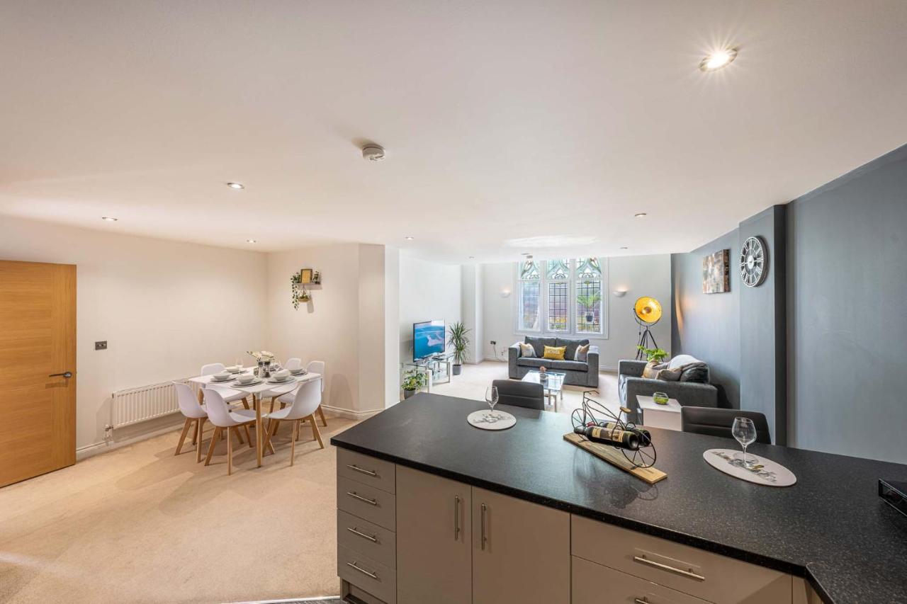 Grade 2 Listed Converted Church, Within 750Yrds To Southsea Beach Portsmouth Eksteriør bilde