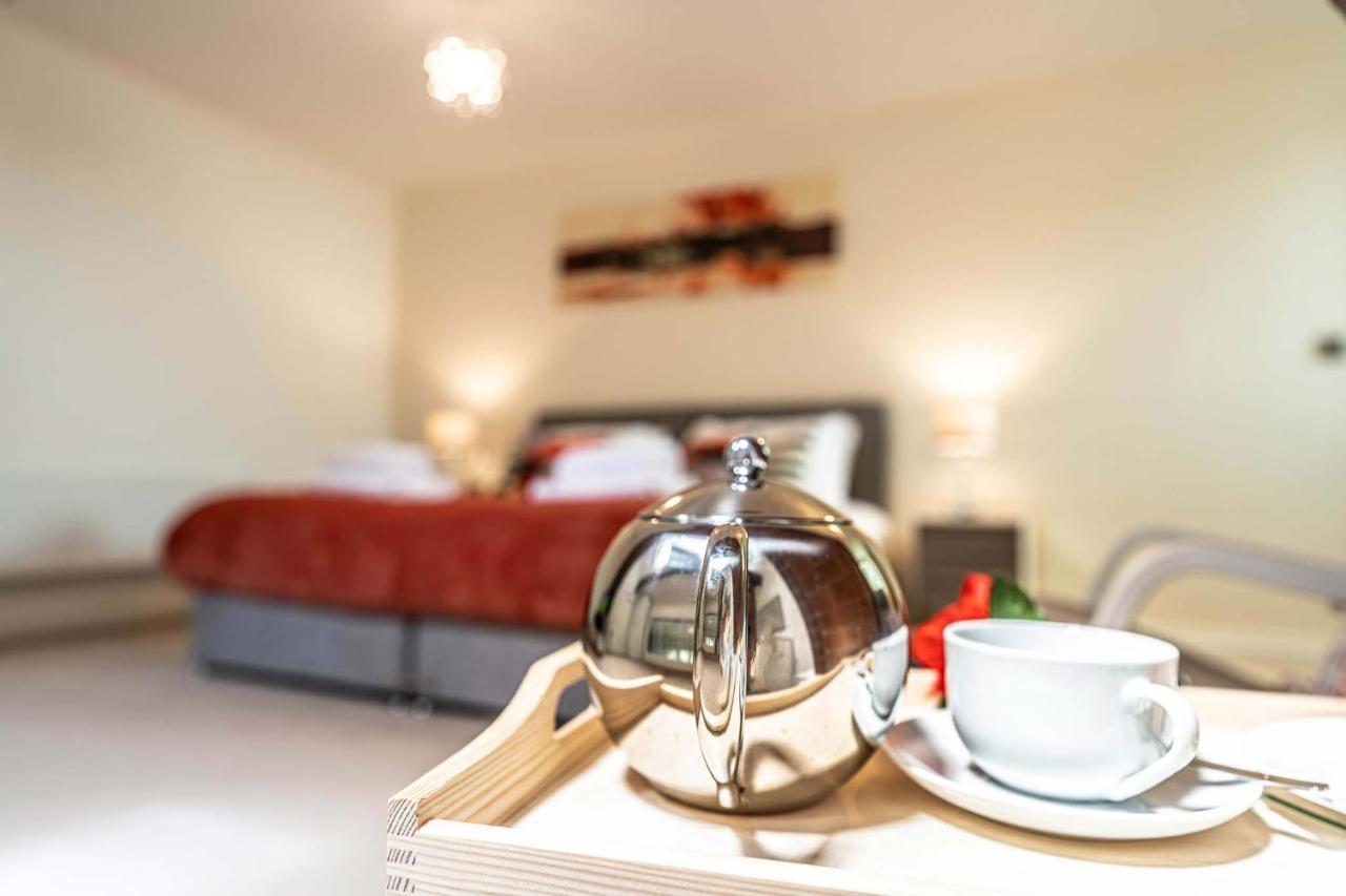 Grade 2 Listed Converted Church, Within 750Yrds To Southsea Beach Portsmouth Eksteriør bilde