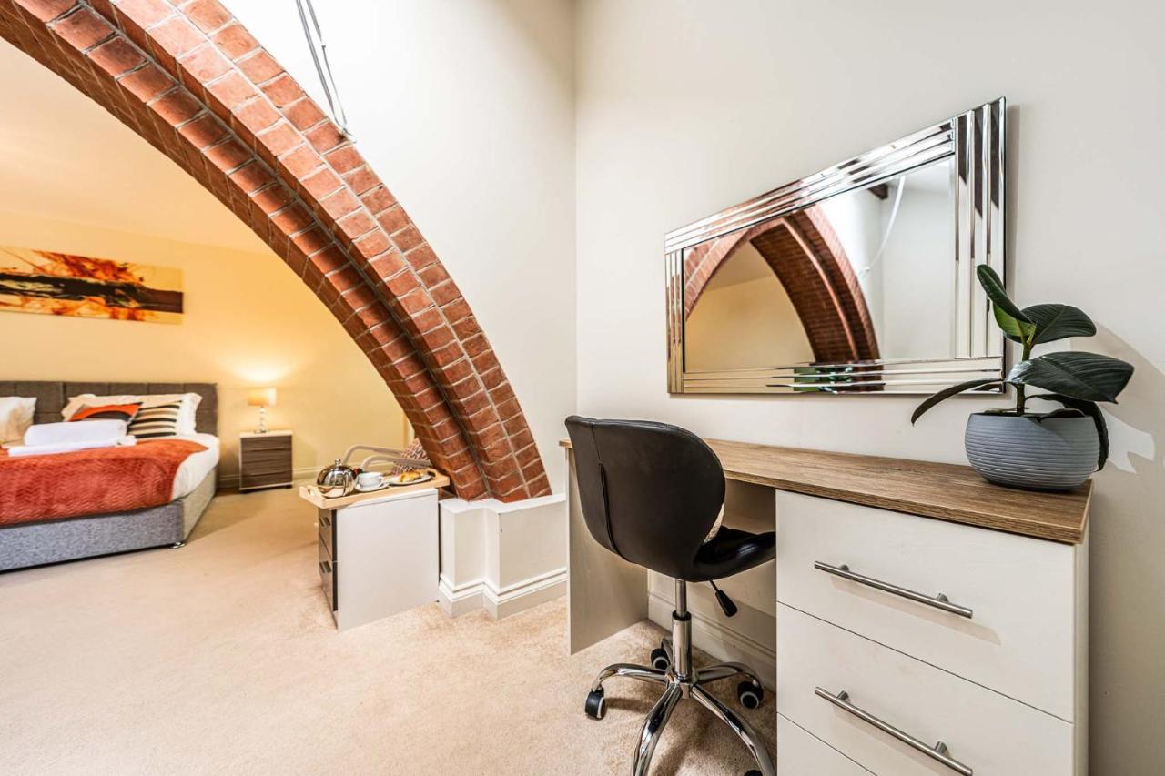 Grade 2 Listed Converted Church, Within 750Yrds To Southsea Beach Portsmouth Eksteriør bilde